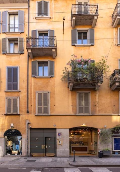 Peachtree Splendido Apt Nel Cuore Di Brera Милан Экстерьер фото