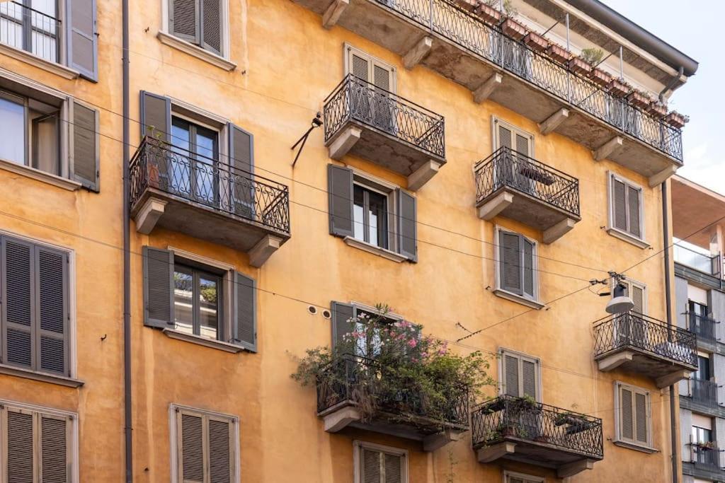 Peachtree Splendido Apt Nel Cuore Di Brera Милан Экстерьер фото